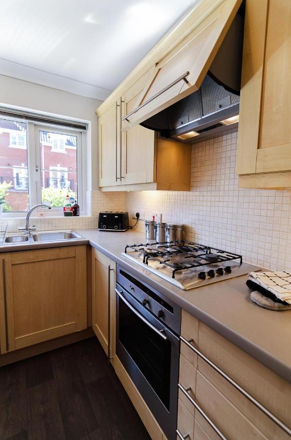 4Br Townhouse Wbalcony Free Parking Fast Wi-Fi Villa Norwich Ngoại thất bức ảnh